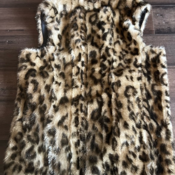DONNA SALYERS FABULOUS FURS FAUX LEOPARD FUR HOOK VEST SIZE MEDIUM/Small - Picture 7 of 8